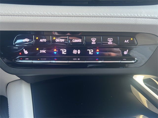 Buick Envision Vehicle Full-screen Gallery Image 20