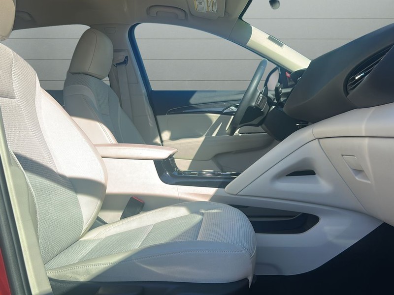 Buick Envision Vehicle Full-screen Gallery Image 14