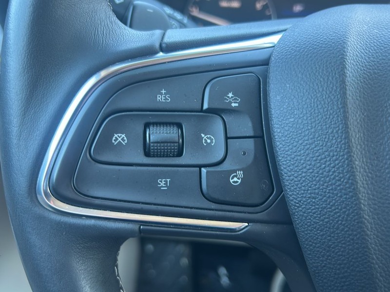 Buick Envision Vehicle Full-screen Gallery Image 16