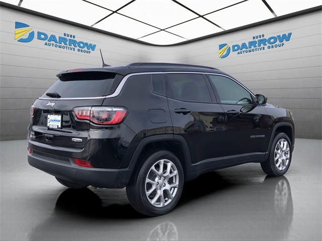 Jeep Compass Vehicle Full-screen Gallery Image 5