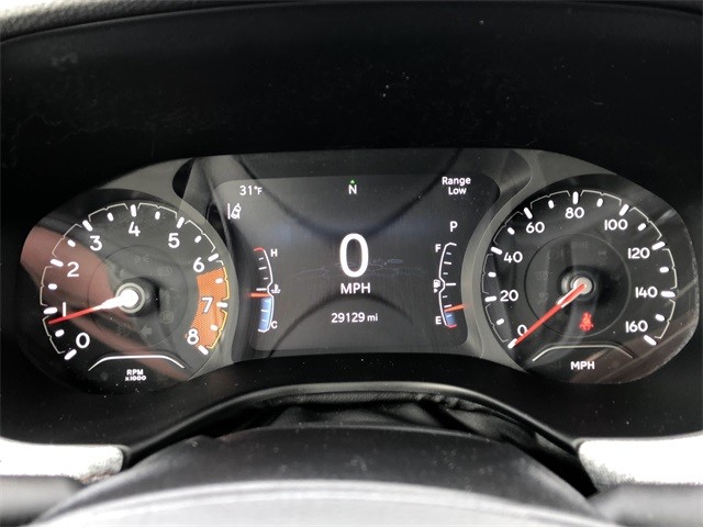 Jeep Compass Vehicle Full-screen Gallery Image 13