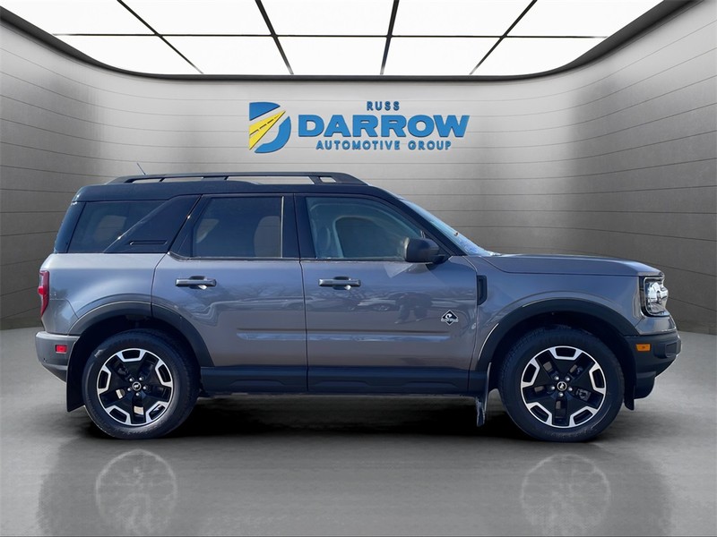 Ford Bronco Sport Vehicle Full-screen Gallery Image 06