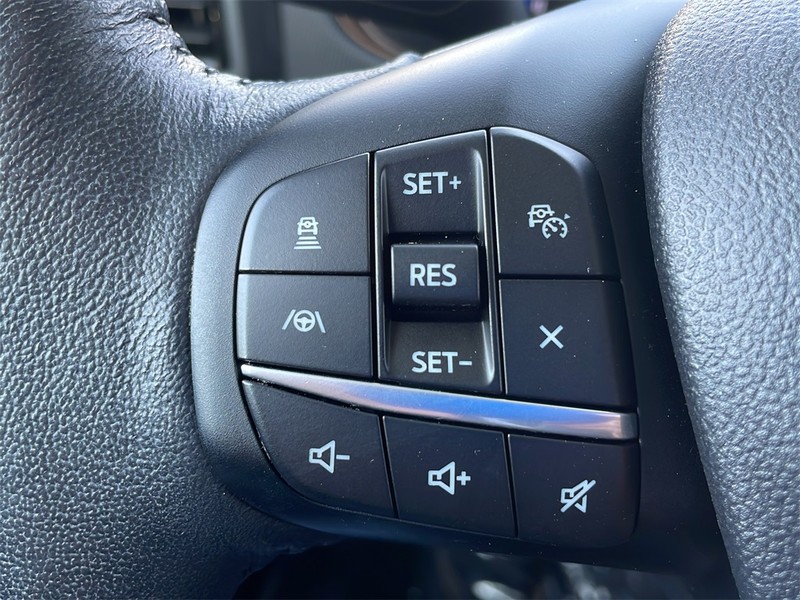 Ford Bronco Sport Vehicle Full-screen Gallery Image 09