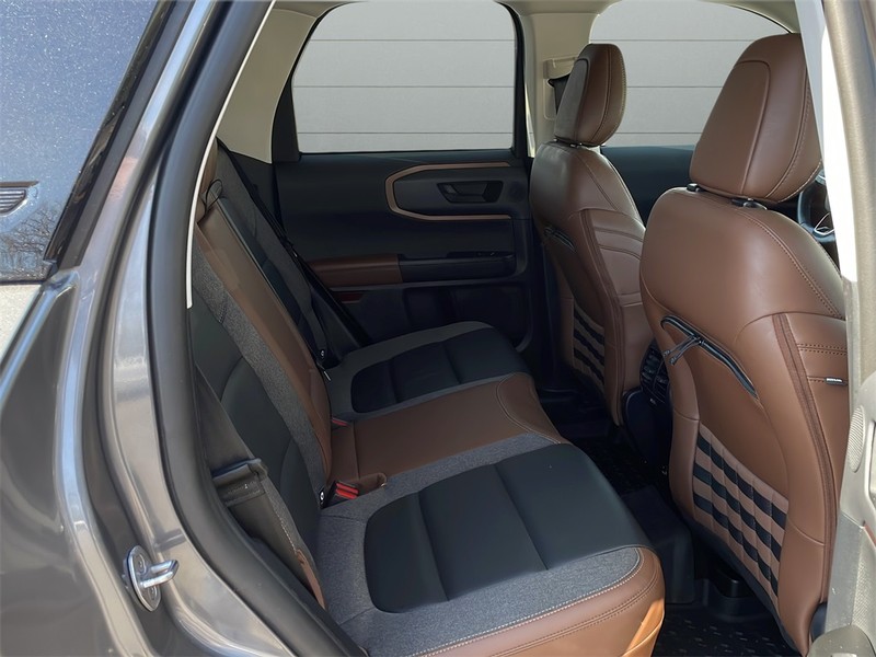 Ford Bronco Sport Vehicle Full-screen Gallery Image 13