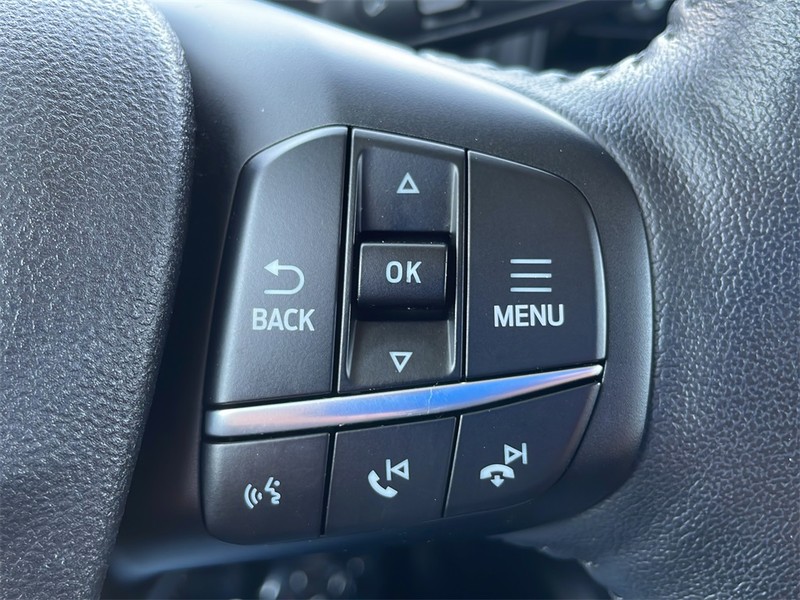 Ford Bronco Sport Vehicle Full-screen Gallery Image 17