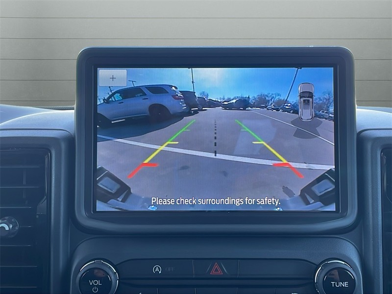 Ford Bronco Sport Vehicle Full-screen Gallery Image 22