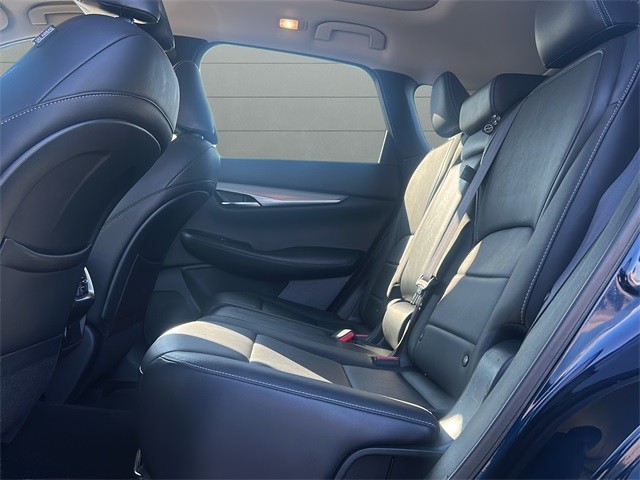 INFINITI QX50 Vehicle Full-screen Gallery Image 11