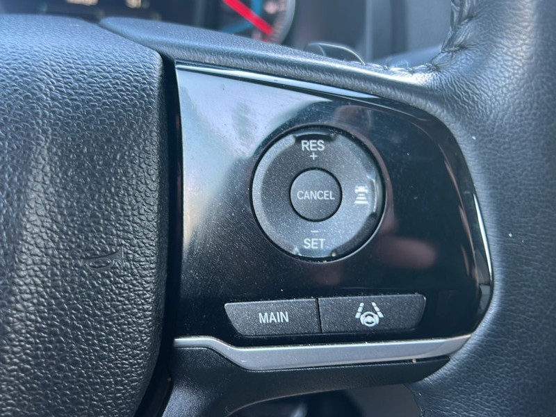 Honda Pilot Vehicle Full-screen Gallery Image 17