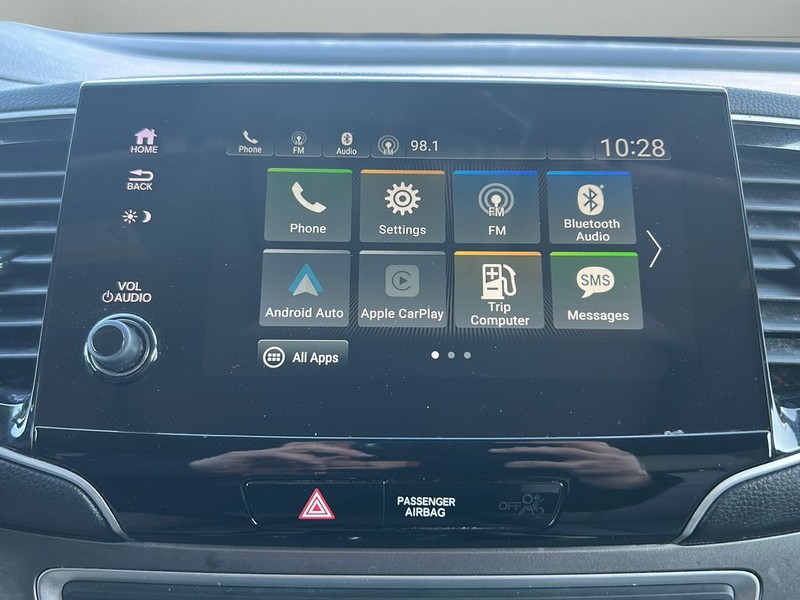 Honda Pilot Vehicle Full-screen Gallery Image 19