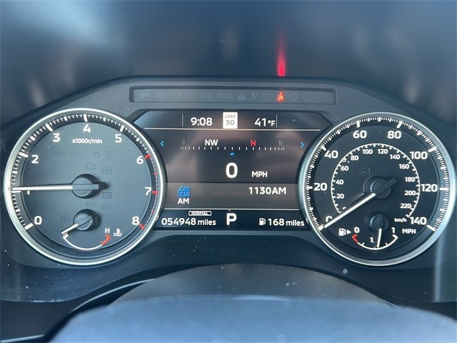 Mitsubishi Outlander Vehicle Full-screen Gallery Image 17