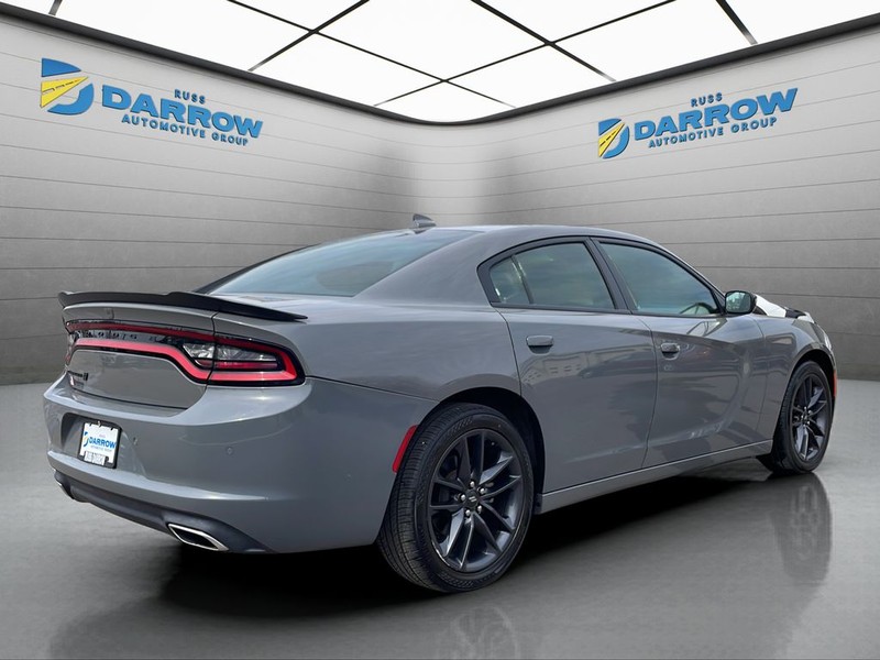 Dodge Charger Vehicle Full-screen Gallery Image 5
