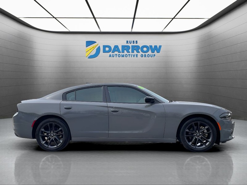 Dodge Charger Vehicle Full-screen Gallery Image 6