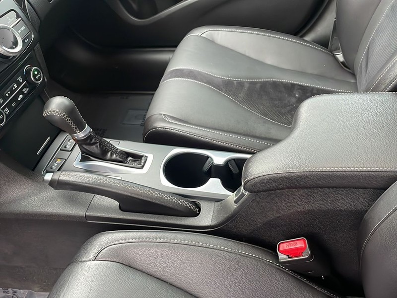 Acura ILX Vehicle Full-screen Gallery Image 19