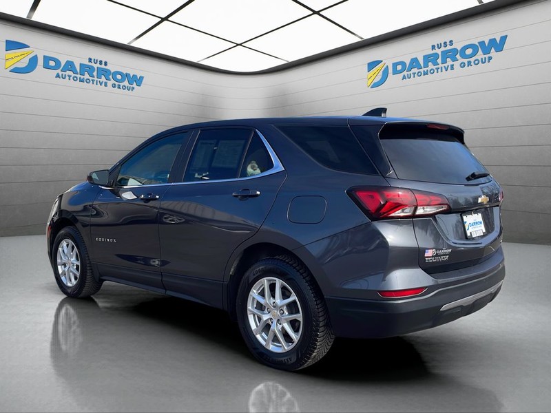 Chevrolet Equinox Vehicle Full-screen Gallery Image 3
