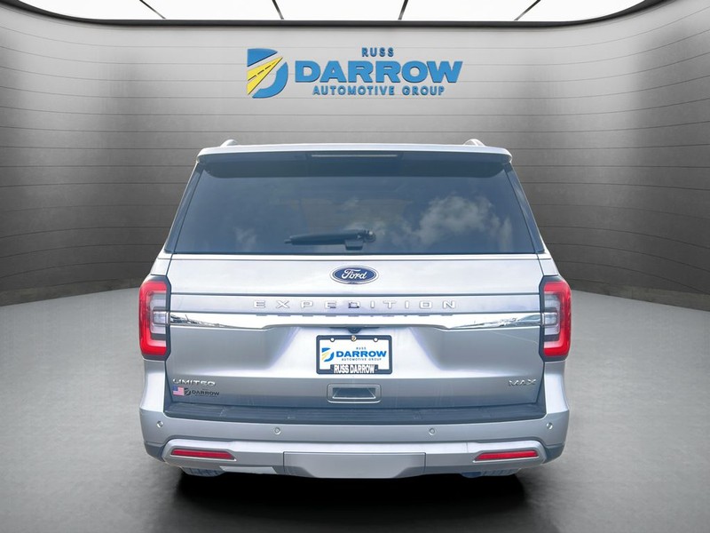 Ford Expedition Max Vehicle Full-screen Gallery Image 4