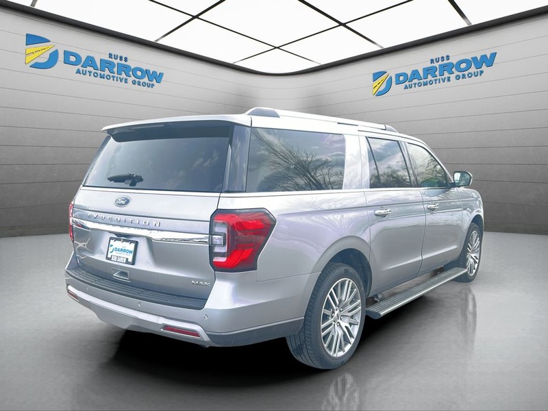 Ford Expedition Max Vehicle Full-screen Gallery Image 5