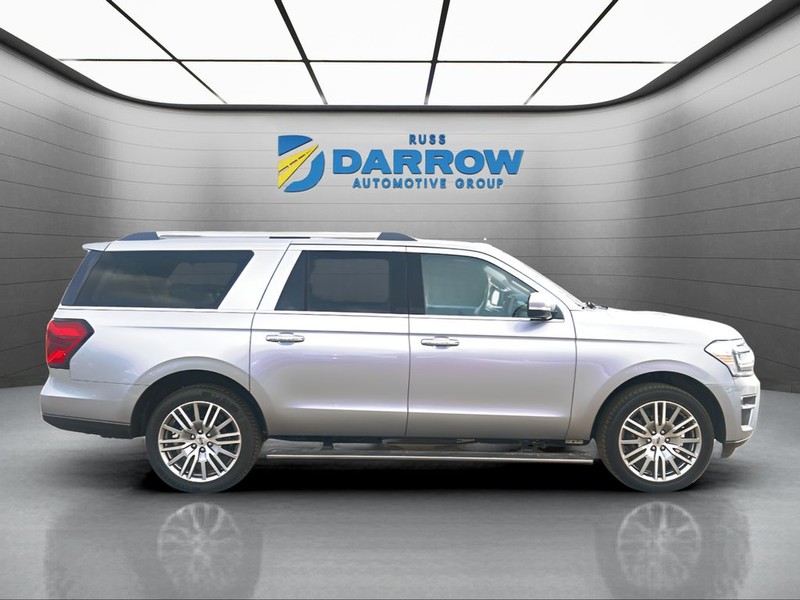 Ford Expedition Max Vehicle Full-screen Gallery Image 6