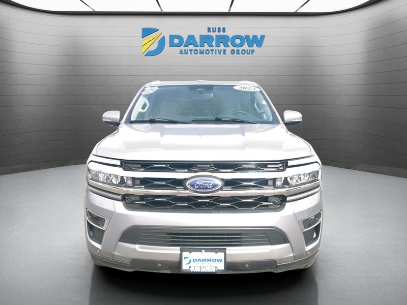 Ford Expedition Max Vehicle Full-screen Gallery Image 8