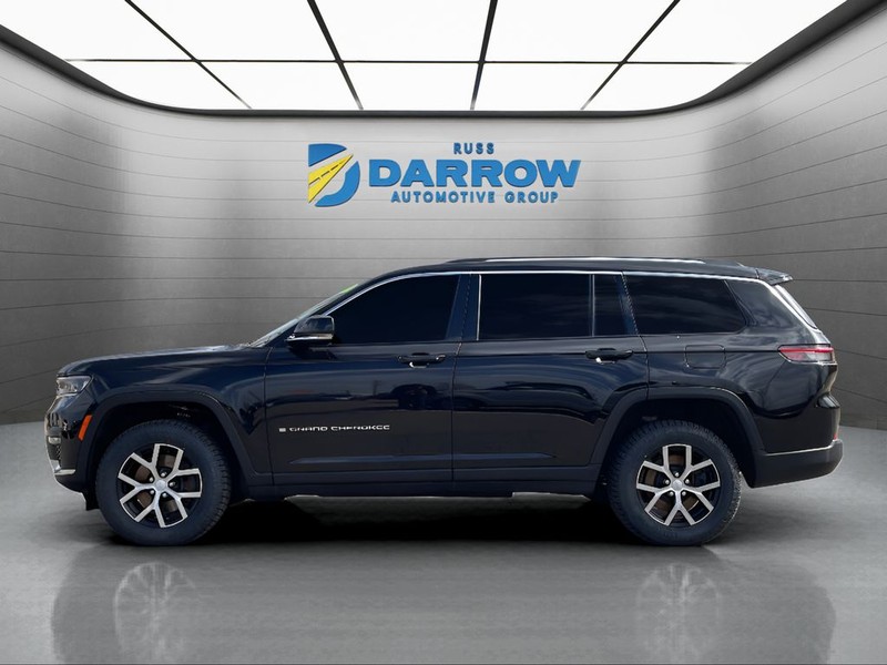 Jeep Grand Cherokee L Vehicle Full-screen Gallery Image 2