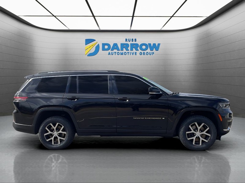 Jeep Grand Cherokee L Vehicle Full-screen Gallery Image 6