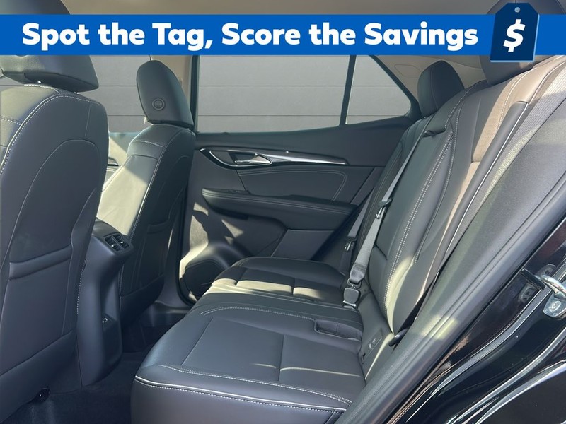 Buick Envision Vehicle Full-screen Gallery Image 11