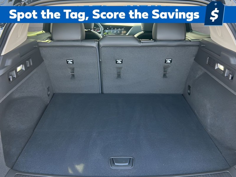 Buick Envision Vehicle Full-screen Gallery Image 12