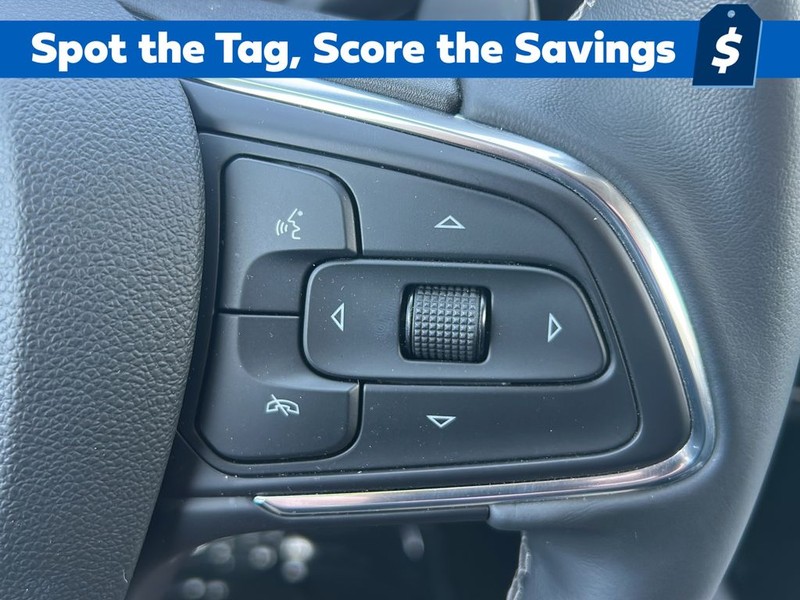 Buick Envision Vehicle Full-screen Gallery Image 17