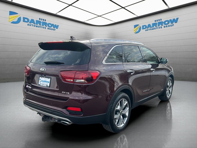 Kia Sorento Vehicle Full-screen Gallery Image 5