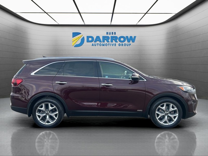 Kia Sorento Vehicle Full-screen Gallery Image 6