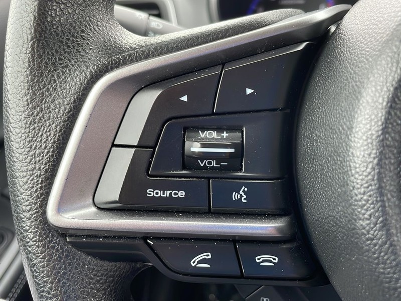 Subaru Outback Vehicle Full-screen Gallery Image 9