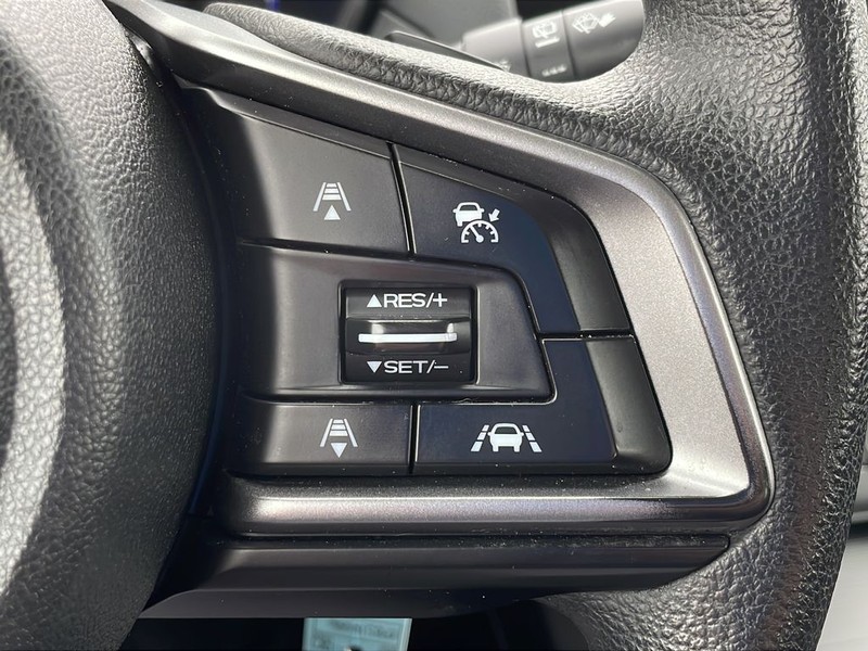 Subaru Outback Vehicle Full-screen Gallery Image 17