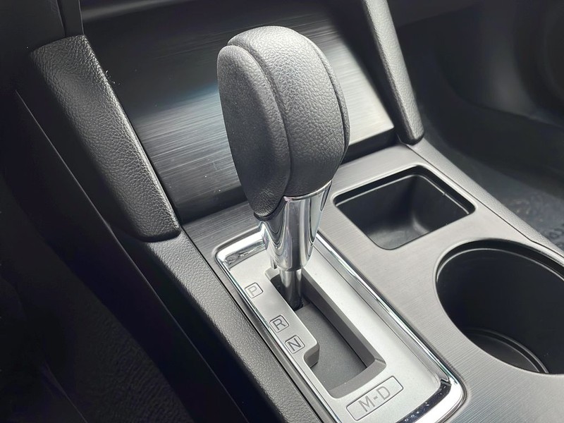 Subaru Outback Vehicle Full-screen Gallery Image 22