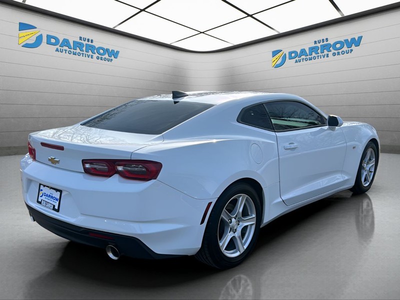 Chevrolet Camaro Vehicle Full-screen Gallery Image 05