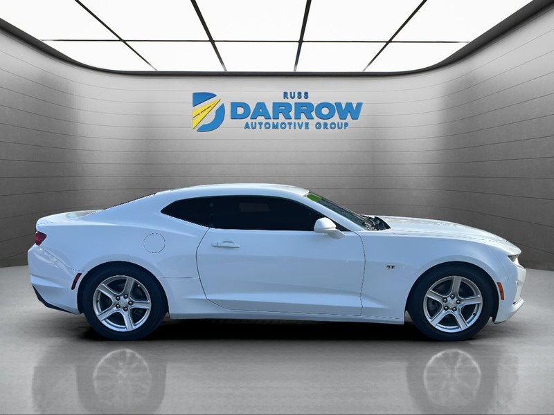 Chevrolet Camaro Vehicle Full-screen Gallery Image 06