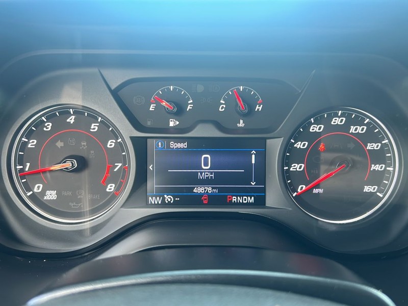 Chevrolet Camaro Vehicle Full-screen Gallery Image 15