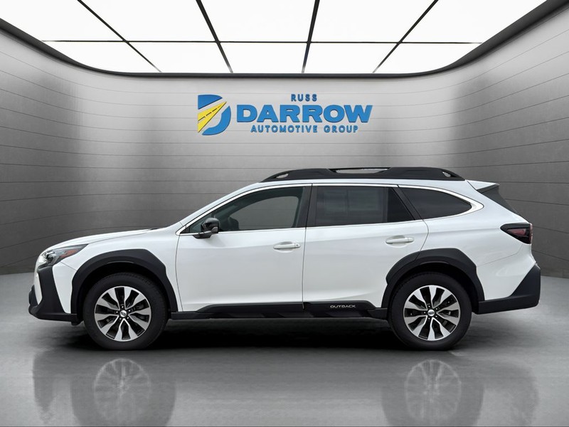 Subaru Outback Vehicle Full-screen Gallery Image 2