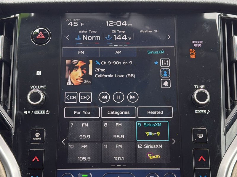 Subaru Outback Vehicle Full-screen Gallery Image 22