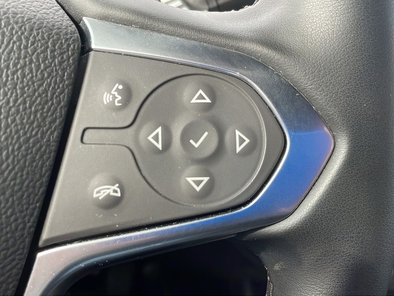Chevrolet Traverse Vehicle Full-screen Gallery Image 18