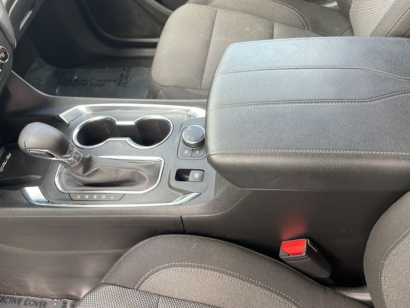 Chevrolet Traverse Vehicle Full-screen Gallery Image 19