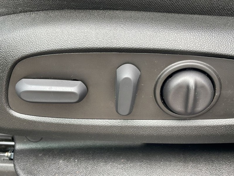 Chevrolet Traverse Vehicle Full-screen Gallery Image 20