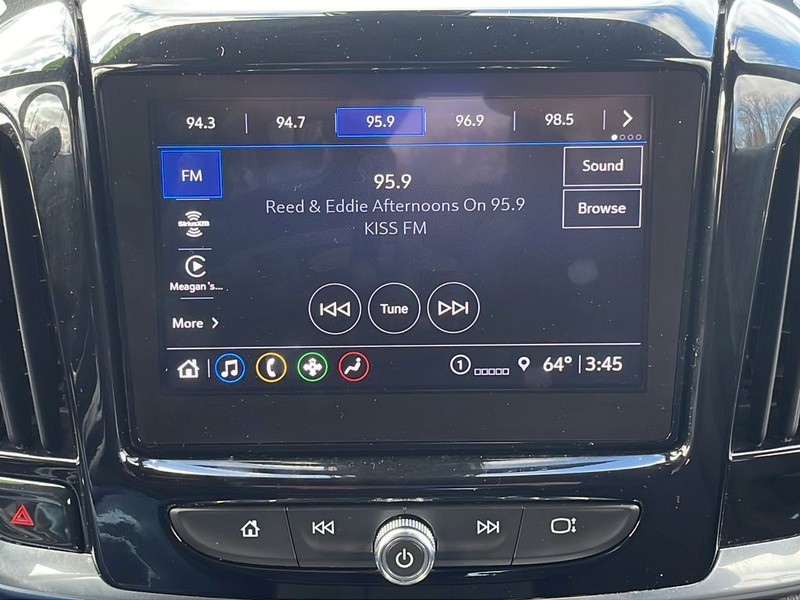 Chevrolet Traverse Vehicle Full-screen Gallery Image 22