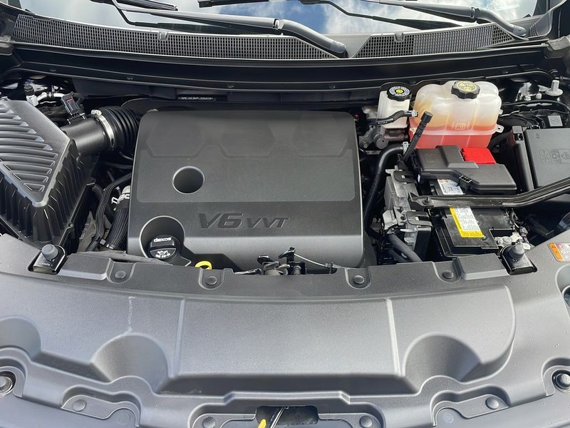 Chevrolet Traverse Vehicle Full-screen Gallery Image 28
