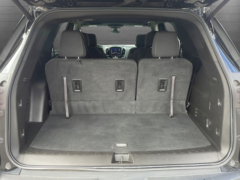 Chevrolet Traverse Vehicle Full-screen Gallery Image 29