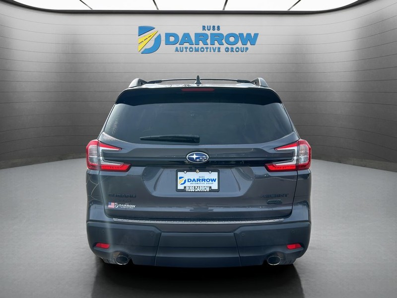 Subaru Ascent Vehicle Full-screen Gallery Image 4