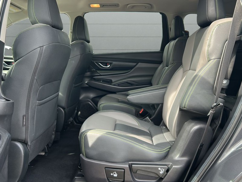 Subaru Ascent Vehicle Full-screen Gallery Image 11