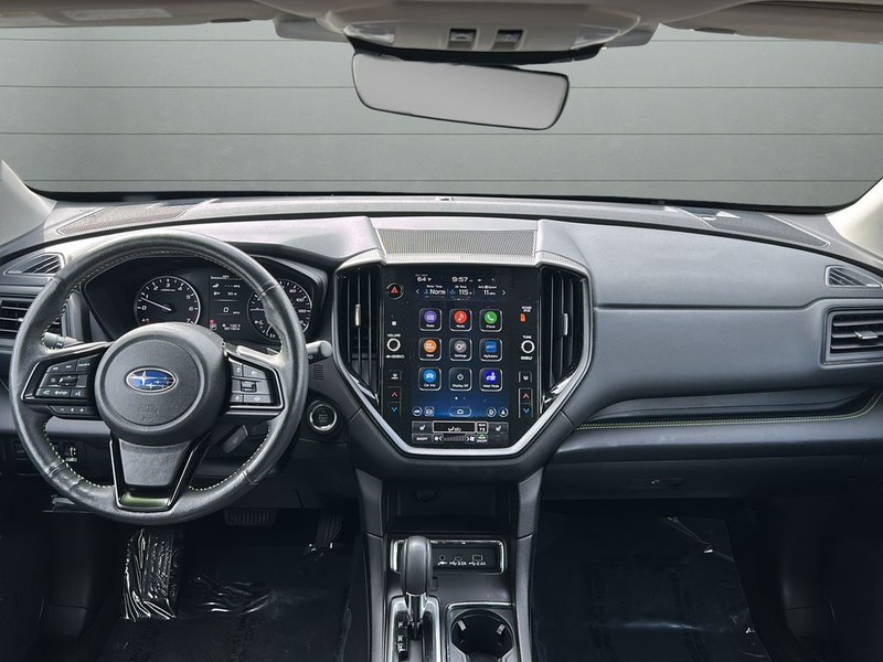 Subaru Ascent Vehicle Full-screen Gallery Image 16