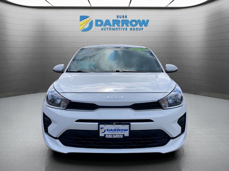 Kia Rio Vehicle Full-screen Gallery Image 8