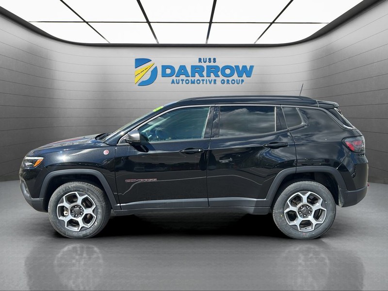 Jeep Compass Vehicle Full-screen Gallery Image 2