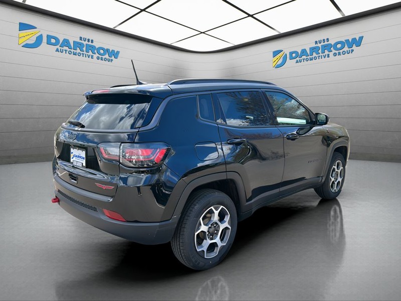 Jeep Compass Vehicle Full-screen Gallery Image 5