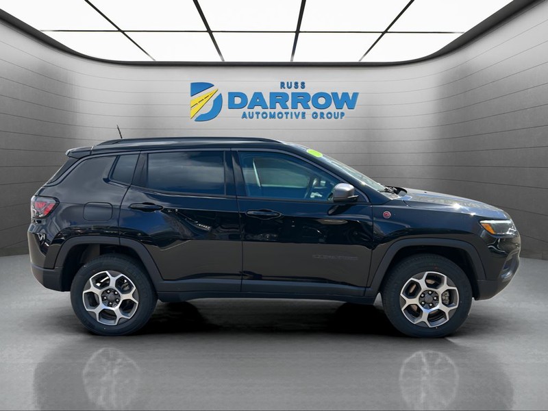 Jeep Compass Vehicle Full-screen Gallery Image 6
